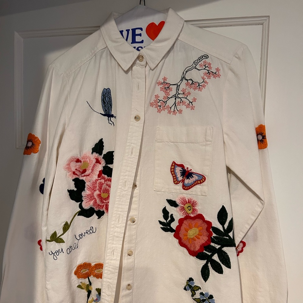 Anthropologie Pilcro appliqué blouse